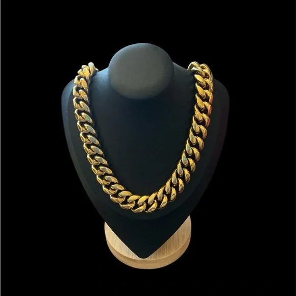Chunky Gold Cuban Link Necklace - Picture 1 of 2
